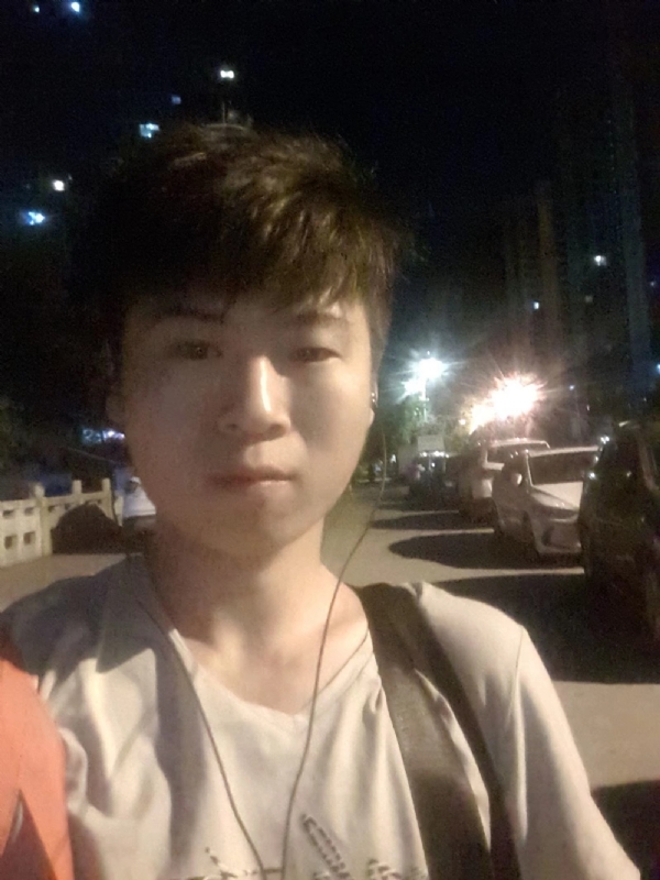 流星的瞬间的第一张照片--寿宁婚介网