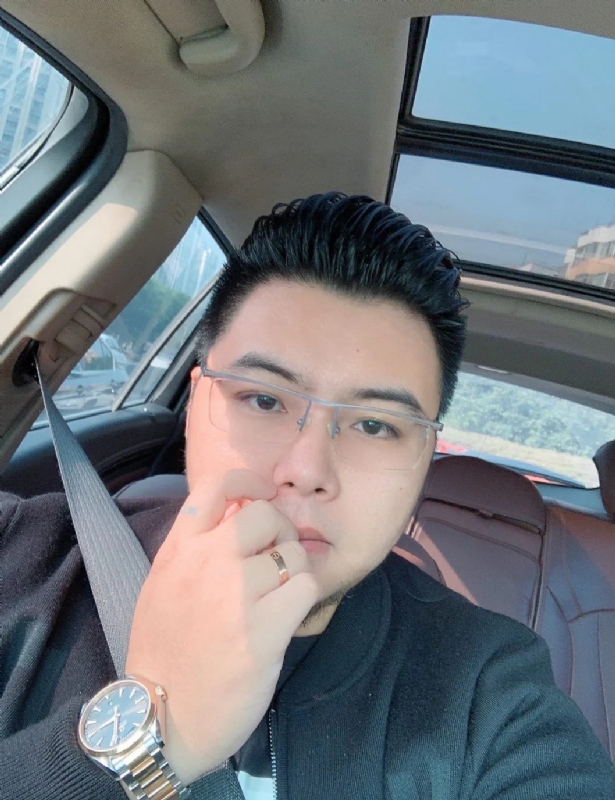 把苹果咬哭的第一张照片--寿宁婚介网