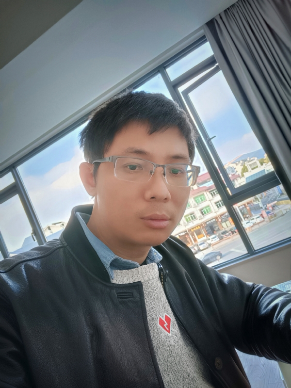 也许只是缺少一个拥抱的第二张照片--寿宁婚介网