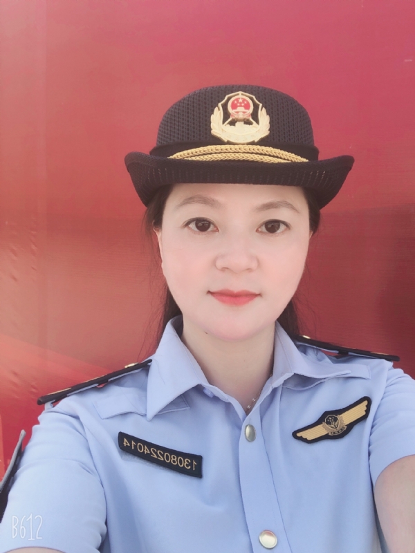 明明的第一张照片--寿宁婚介网