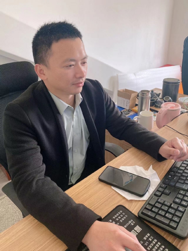 落叶知秋的第一张照片--寿宁婚介网