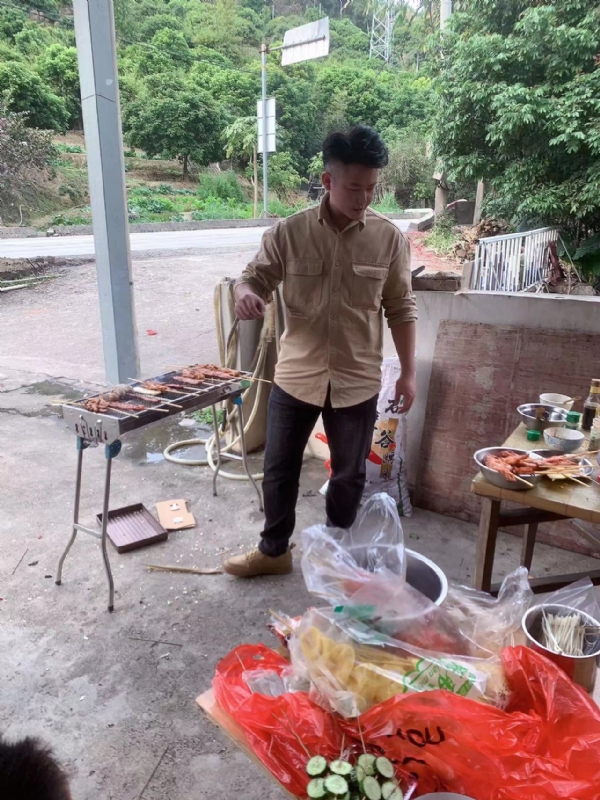你黑我哟的第一张照片--寿宁婚介网