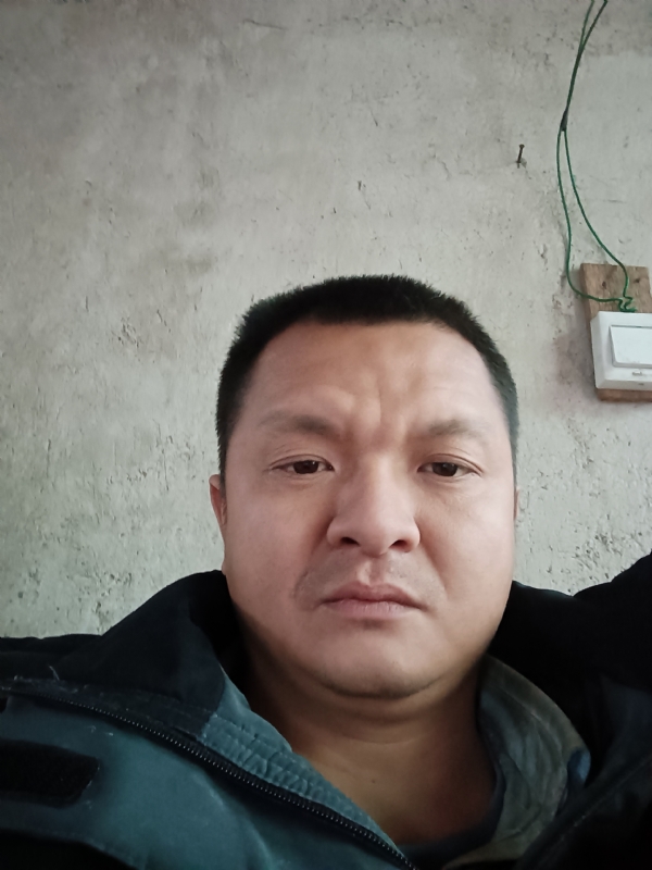 兰成龙的第二张照片--寿宁婚介网