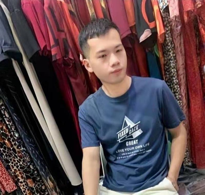 萃臻的第一张照片--寿宁婚介网