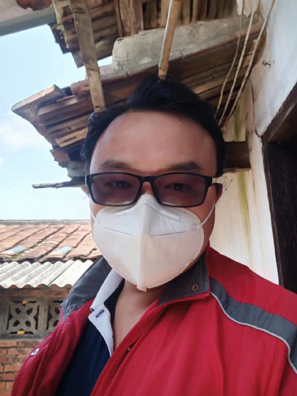 如影随形的第一张照片--寿宁婚介网