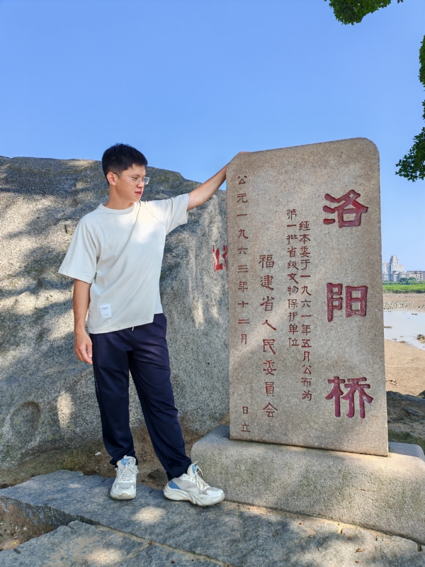 风尘的第二张照片--寿宁婚介网