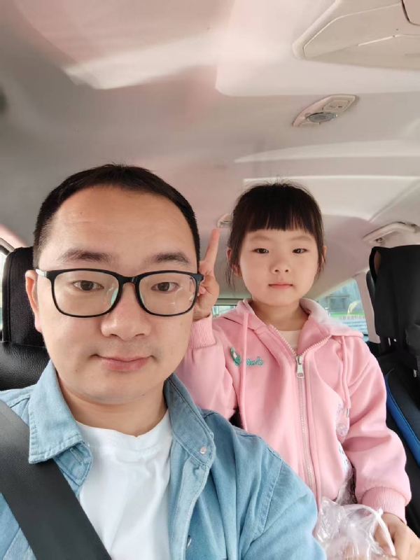知天晓的第一张照片--寿宁婚介网